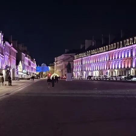 Place Saint Sauveur 50 M2 De Charme. * Καν